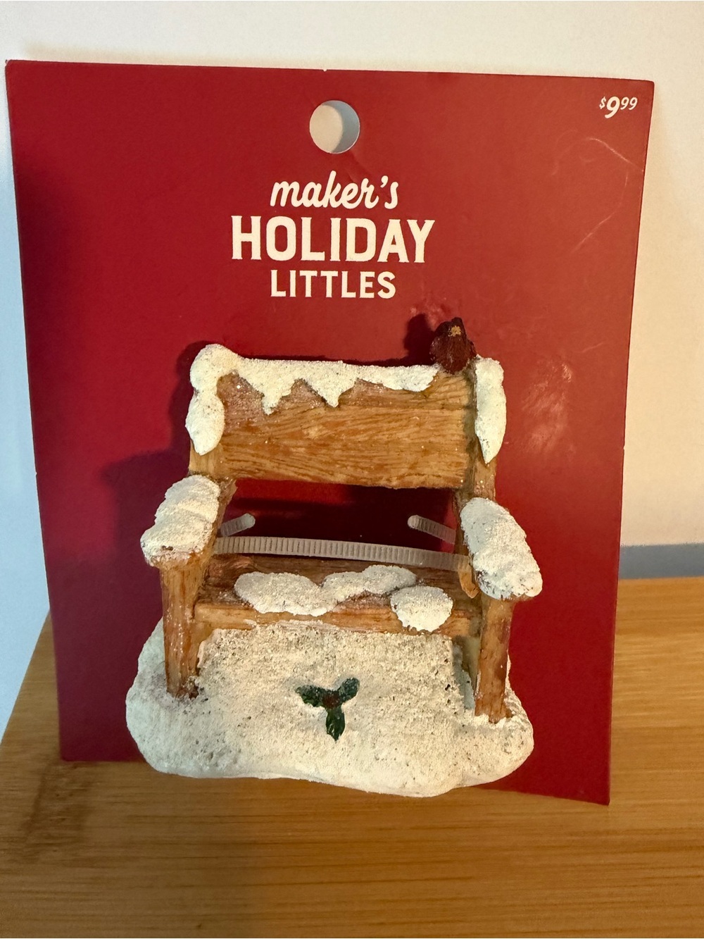 NEW Maker’s Holiday Littles Christmas Village Miniature Snowy Bench w Bird craft